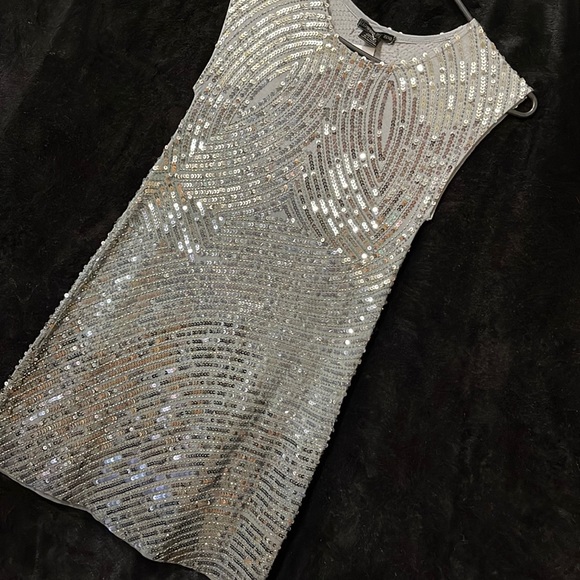 🌺Mini dress - Picture 4 of 5